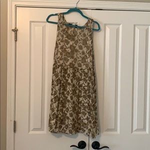 Chiffon flowy dress with lining